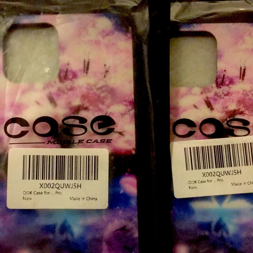 NWT, iPhone 12 Pro cell phone case